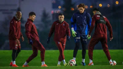 Trabzonspor, Galatasaray ile oynayacağı Süper Kupa yarı finali için hazırlıklarına