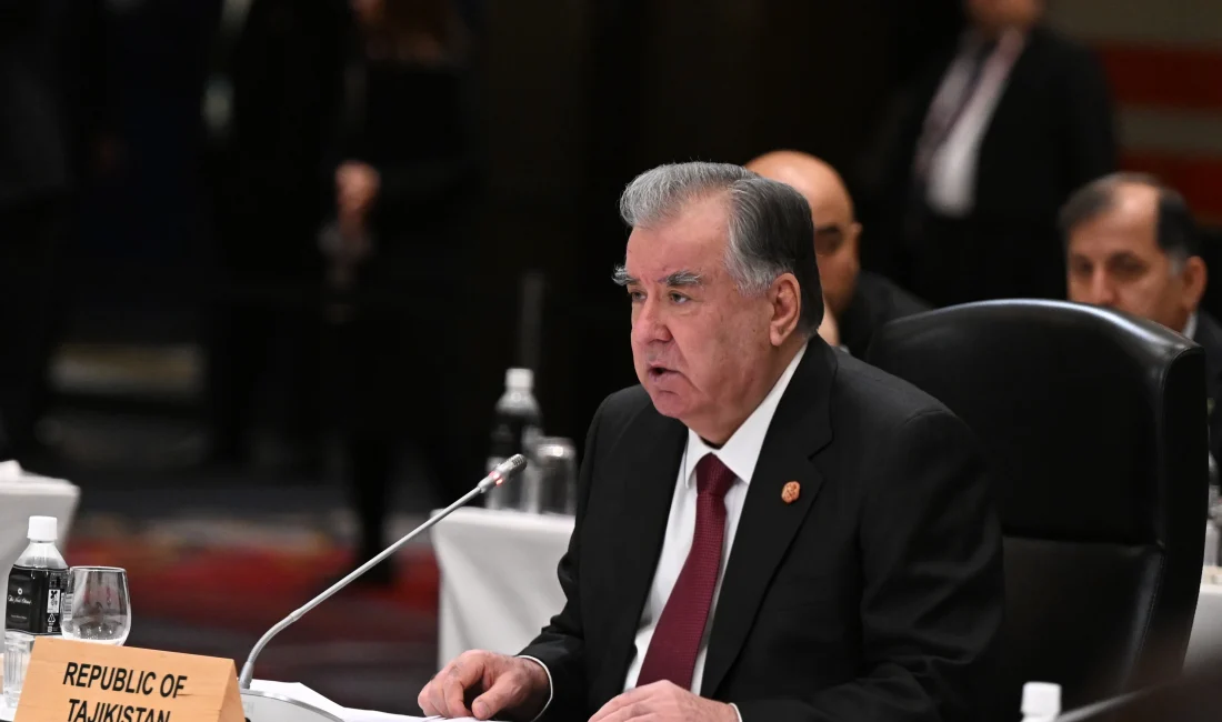 Rahman: Tacikistan, Japonya ile Yeşil Teknoloji ve Yatırımda İşbirliğine Hazır Orta Asya-Japonya Zirvesi'nde konuşan Tacikistan Cumhurbaşkanı Rahman, barış, kalkınma ve