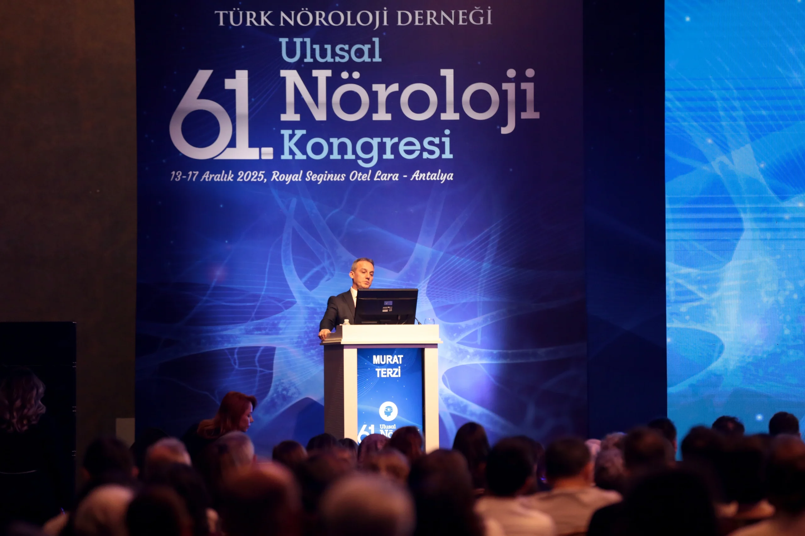 Antalya’da düzenlenen 61. Ulusal Nöroloji Kongresi’nde, demans ve yapay zekanın