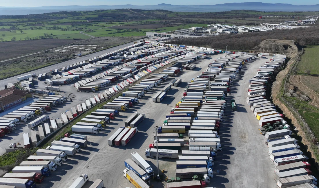 Yunanistan’da süren çiftçi protestoları, Türkiye’den Avrupa’ya yapılan TIR geçişlerini aksattı.