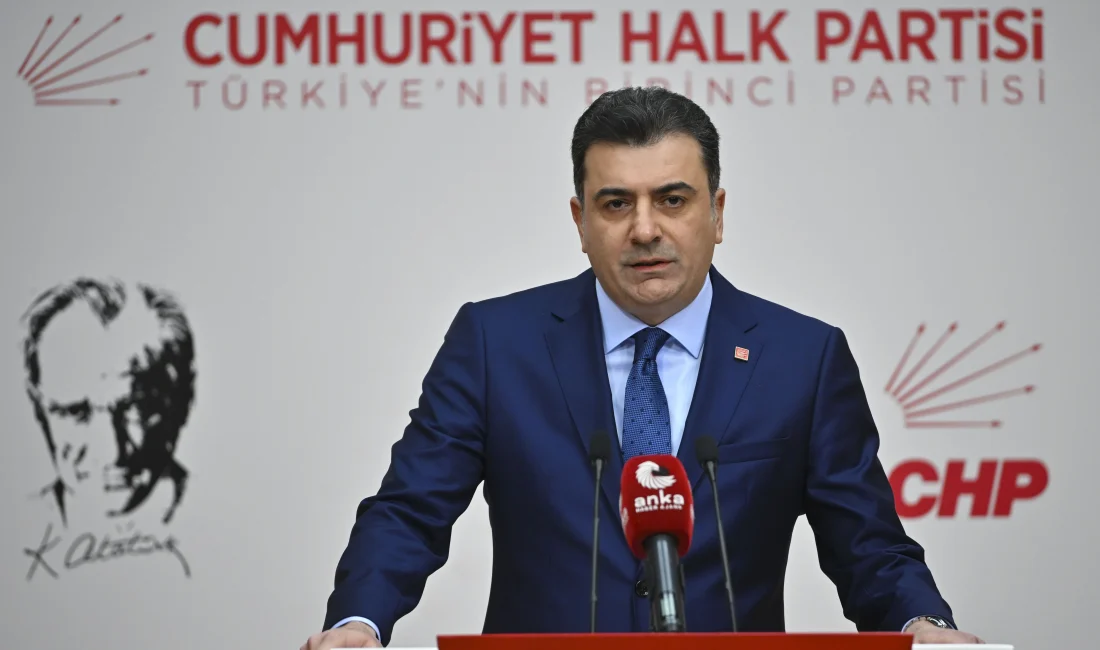 CHP Sözcüsü Zeynel Emre: “Teröre karşı ortak duruş şart” CHP Sözcüsü Zeynel Emre, 2025 değerlendirmesinde terörle mücadelede toplumsal birlik