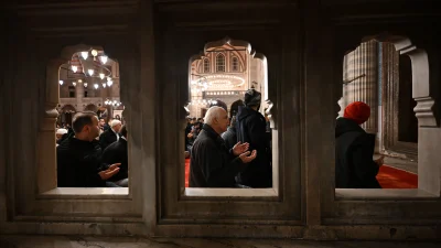 Ankara’da üç ayların başlangıcı olan Regaip Kandili, camilerde düzenlenen özel