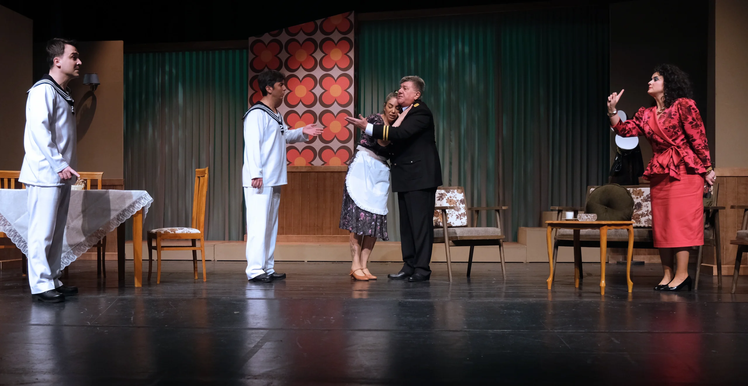 İsmail Galip Arcan’ın kaleme aldığı tiyatro klasiği Süt Kardeşler, Bursa