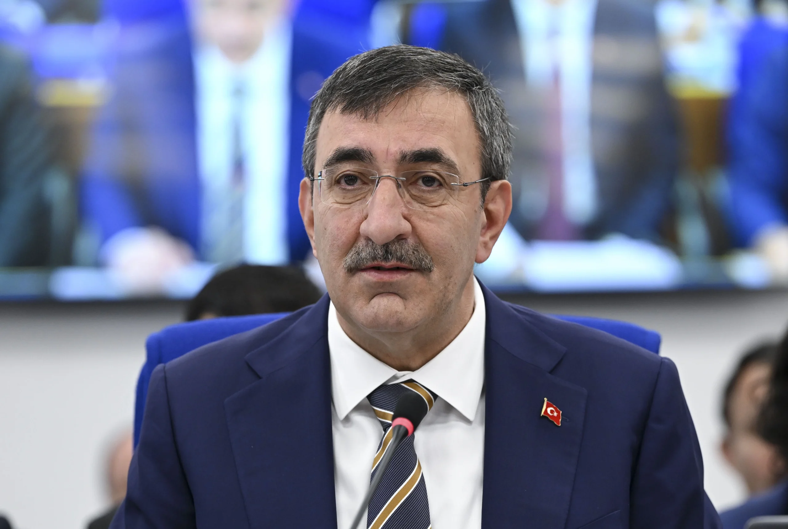 Cevdet Yılmaz, “İç cephemizi güçlendirme çağrısı tesadüf değil, bölgemiz emperyalist