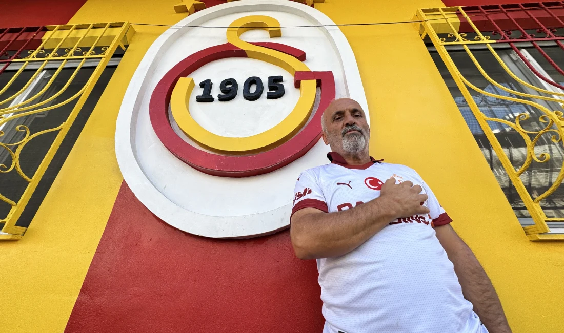 Hataylı Yakup Bolatoğlu, Galatasaray sevgisini evinin dış cephesine taşıyarak bulunduğu