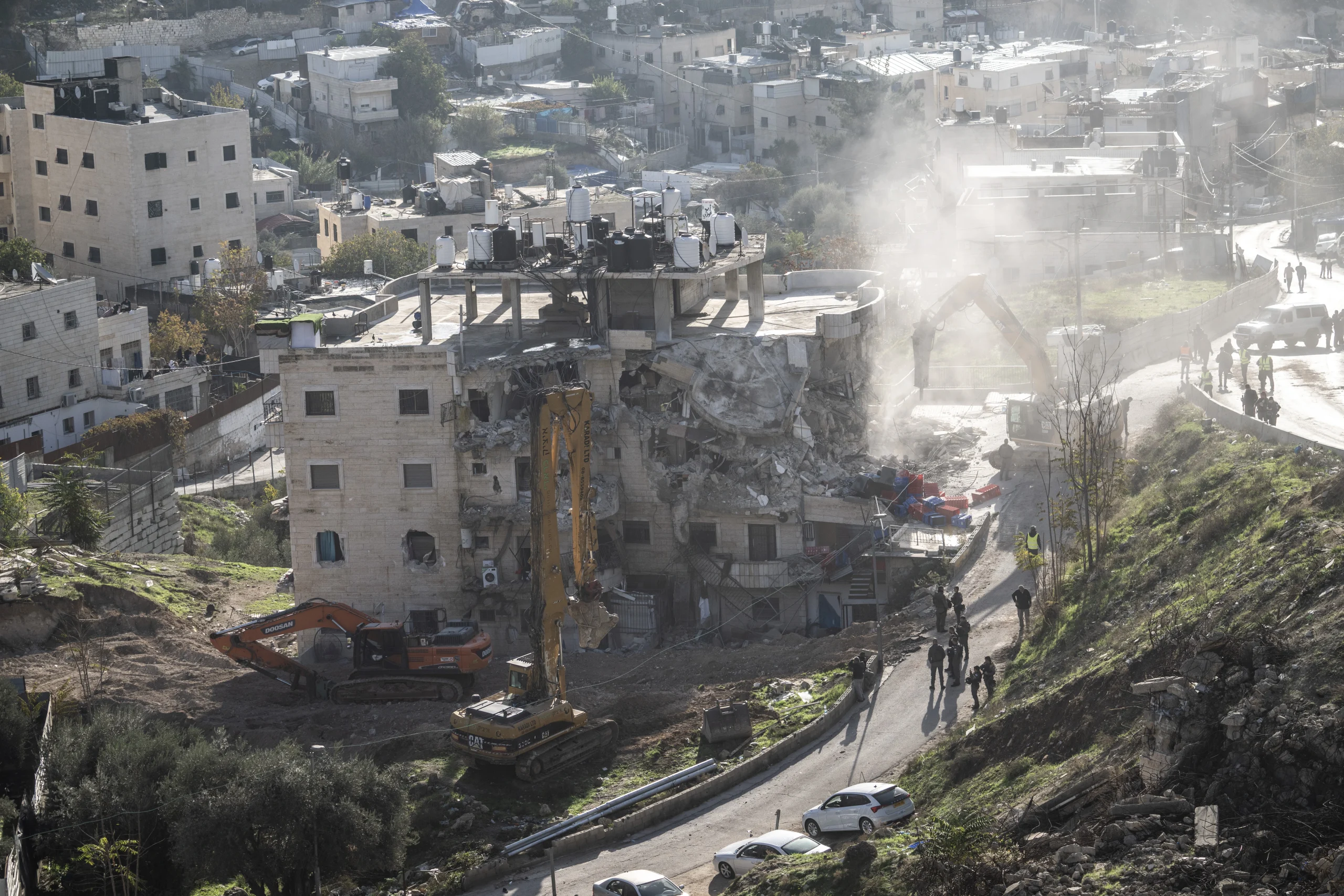 İsrail ordusu, işgal altındaki Doğu Kudüs’ün Silvan beldesinde Filistinlilere ait