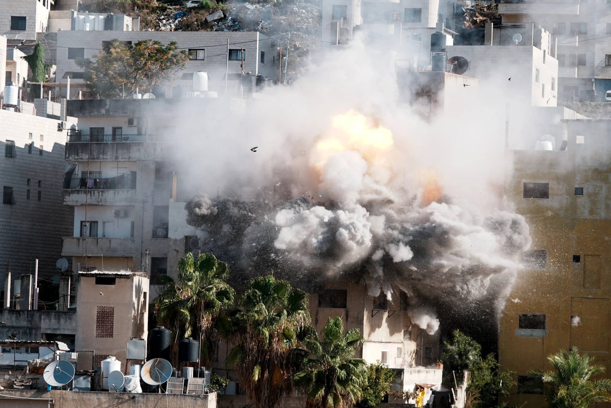 Gazze’de ateşkese rağmen İsrail saldırılarında bir kişi öldü, ikisi kadın,