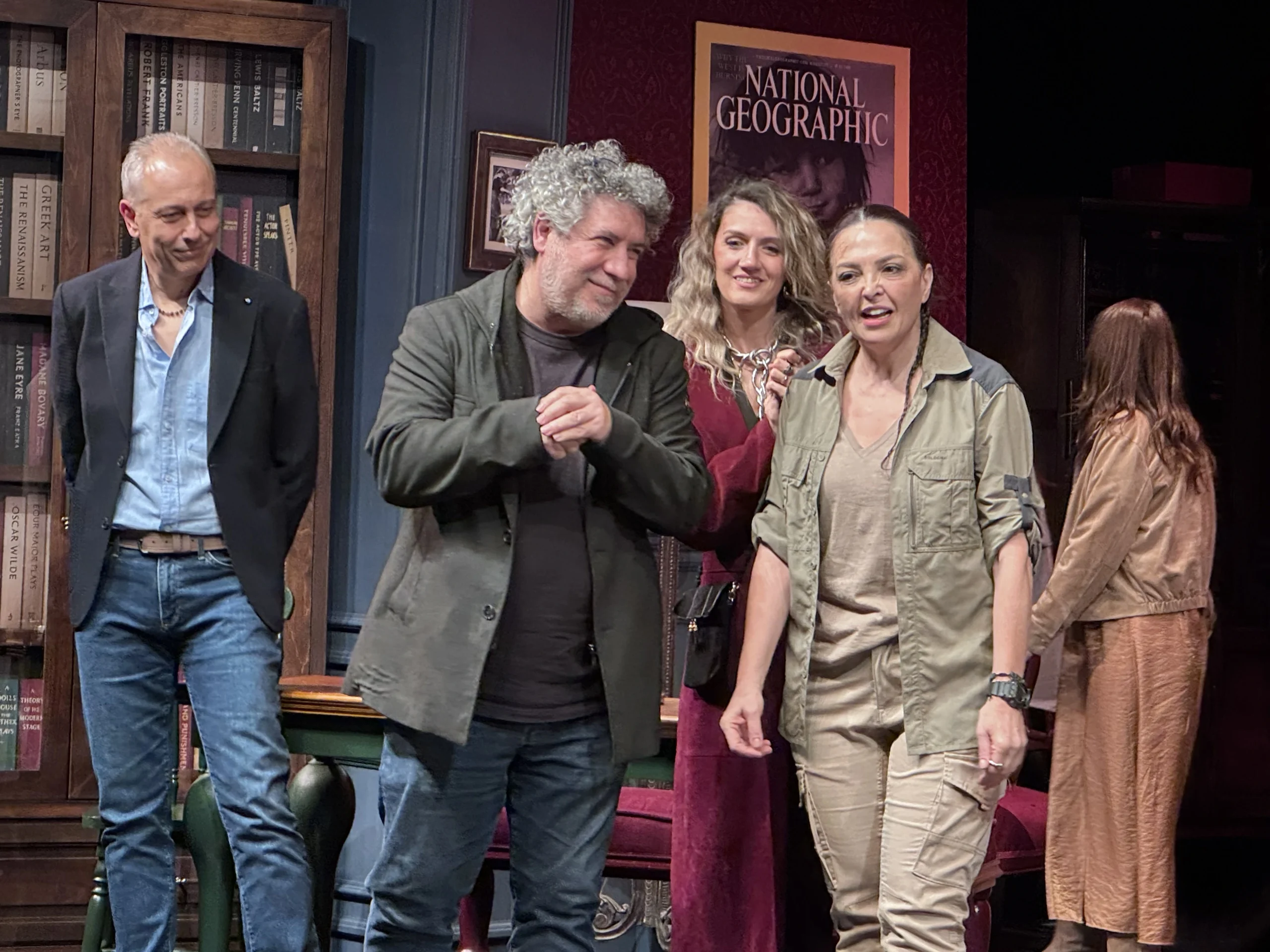 Pulitzer ödüllü yazar Donald Margulies’in eseri “Öylece Durur Zaman”ın Türkiye