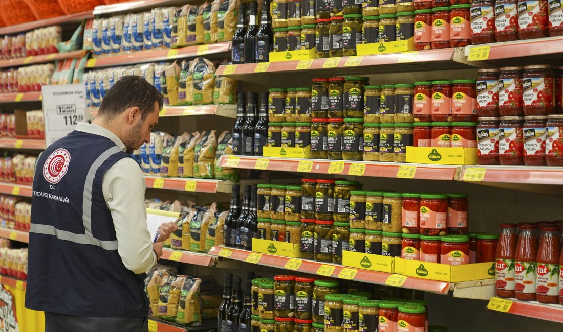 İzmir'de yılbaşı ve asgari ücret zammı öncesi fahiş fiyat ve