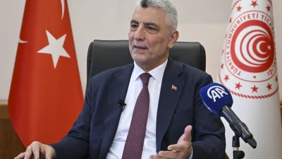 Ticaret Bakanı Ömer Bolat, asgari ücret zammını fırsata çevirenlere göz