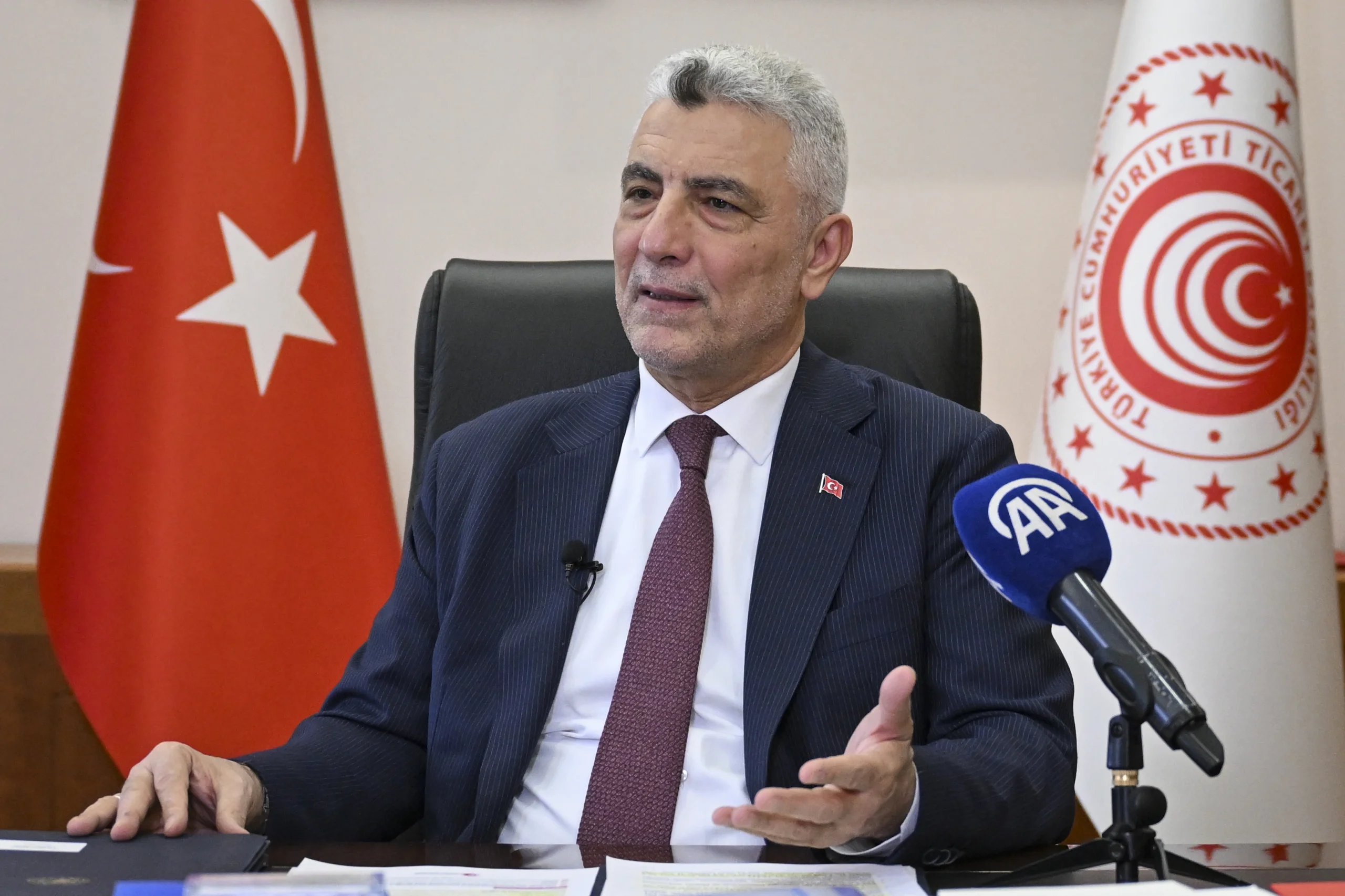 Ticaret Bakanı Ömer Bolat, asgari ücret zammını fırsata çevirenlere göz