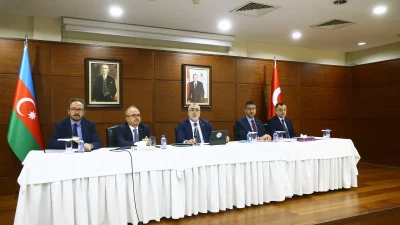 Çalışma ve Sosyal Güvenlik Bakanı Vedat Işıkhan, Azerbaycan’da Türk iş