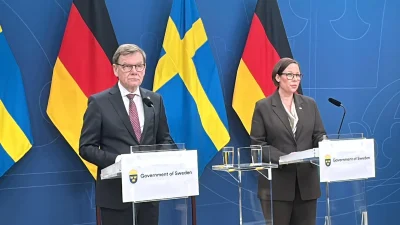 Almanya ve İsveç, Avrupa'nın savunmada kendi ayakları üzerinde durması gerektiğini