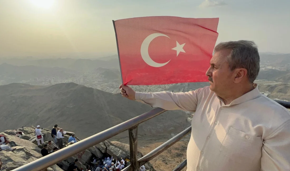 BBP Genel Başkanı Mustafa Destici, Türk bayrağına yönelik saldırıyı “ihanet”