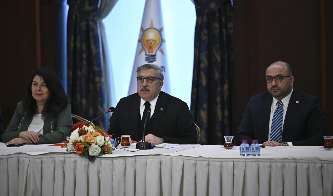 AK Parti Genel Başkan Yardımcısı Hüseyin Yayman, sosyal medya ve