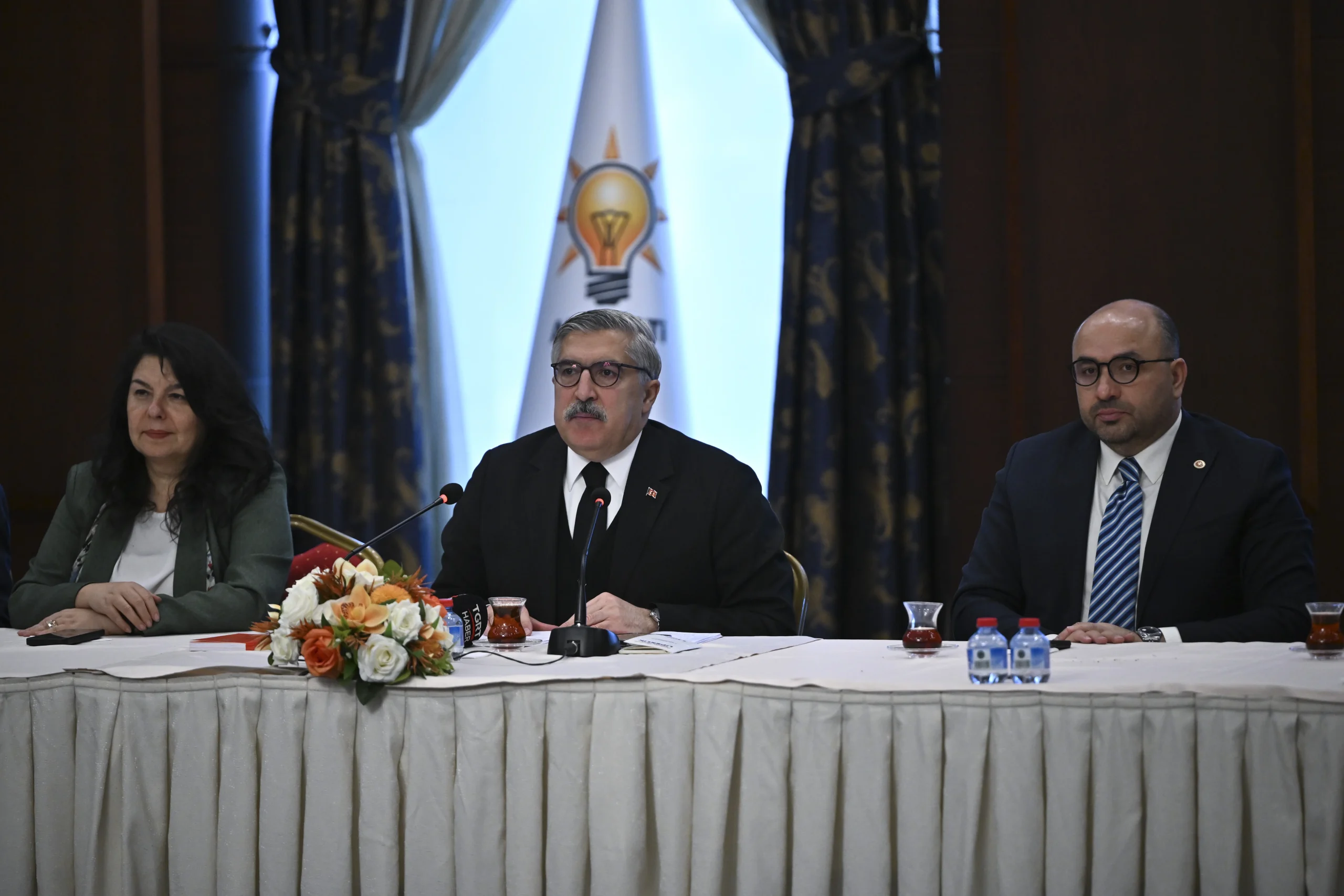 AK Parti Genel Başkan Yardımcısı Hüseyin Yayman, sosyal medya ve