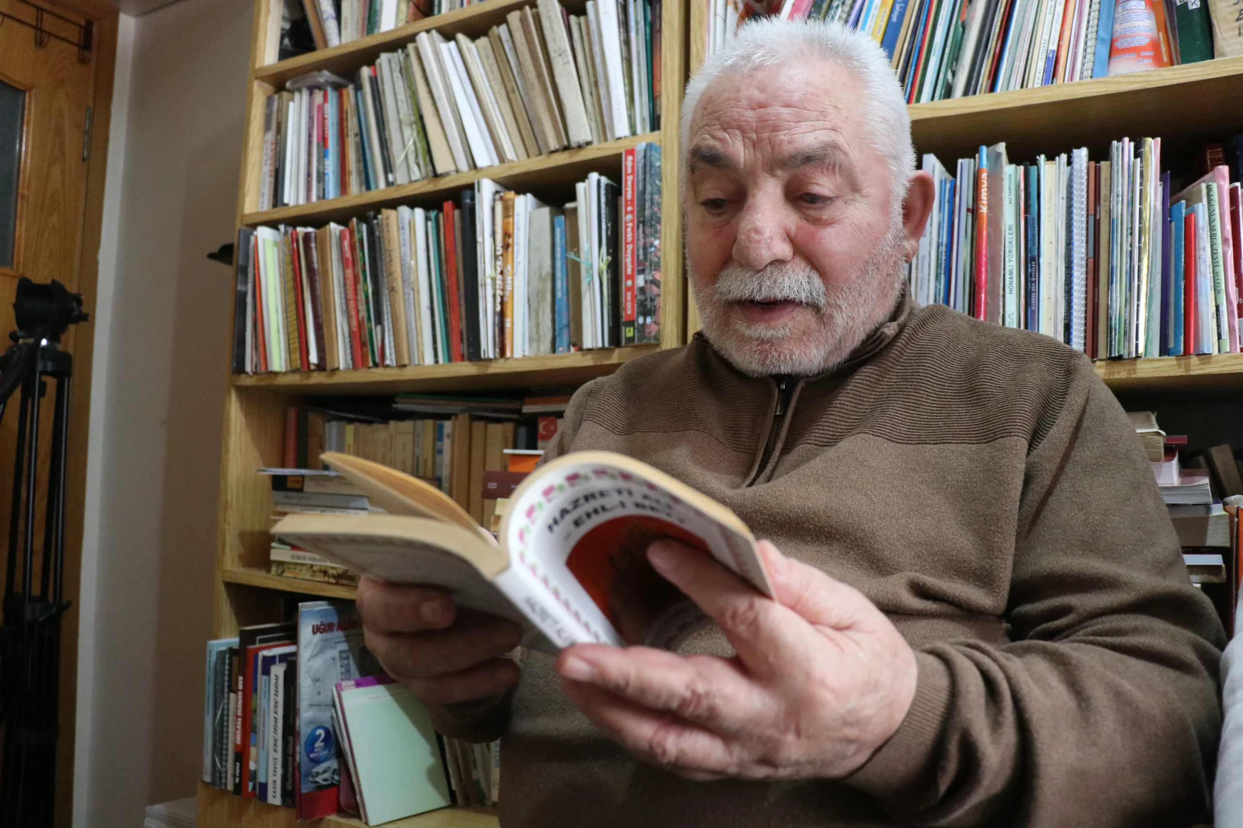 Ömrünü edebiyata adayan Mehmet Doğan Silleli, 1965’ten bu yana topladığı