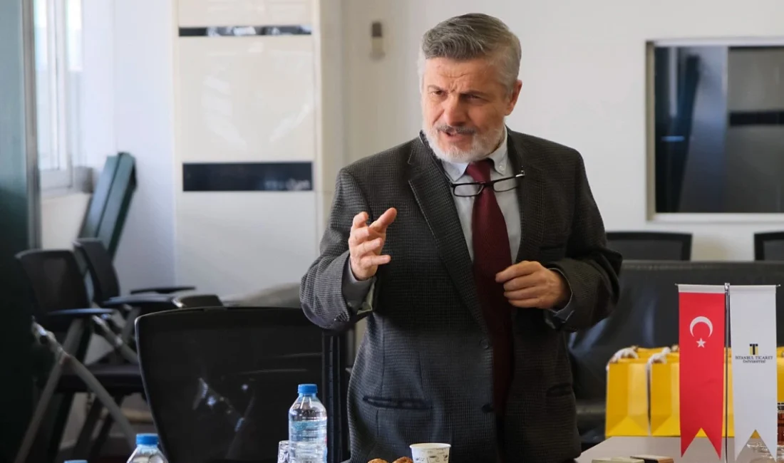 İstanbul Ticaret Üniversitesi’nde ekolojik tekstil ve yavaş moda çalıştayı Tekstil ve hazır giyim sektörünün çevreye etkileri, İstanbul Ticaret Üniversitesi