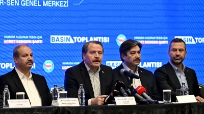 Memur-Sen Genel Başkanı Ali Yalçın, basın toplantısında kamu personel sistemi