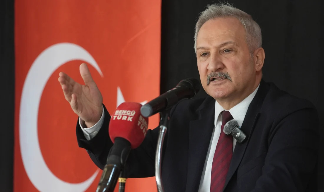 MHP’li Yurdakul ve Yıldırım’dan şehit ailelerine: Terörsüz Türkiye milli direniştir MHP’li yöneticiler Yurdakul ve Yıldırım, şehit aileleri ve gazilerle bir