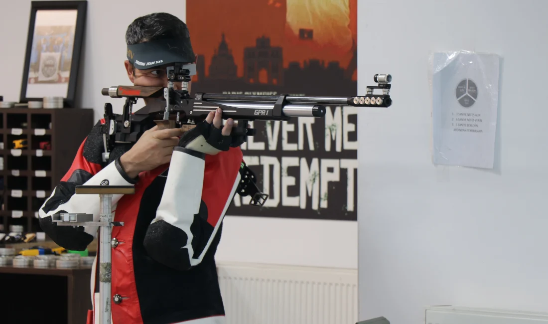 Milli sporcu Ahmet Bayrak, atıcılıkta 2028 Yaz Olimpiyatları’nı kariyerinin en