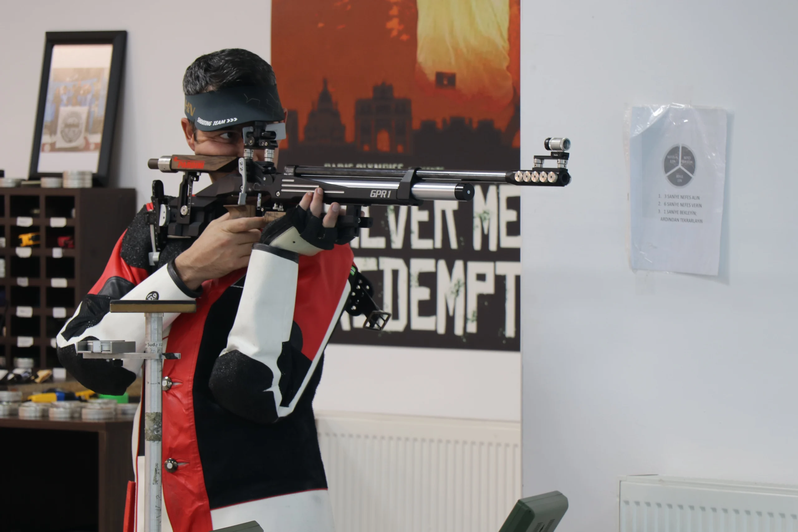 Milli sporcu Ahmet Bayrak, atıcılıkta 2028 Yaz Olimpiyatları’nı kariyerinin en