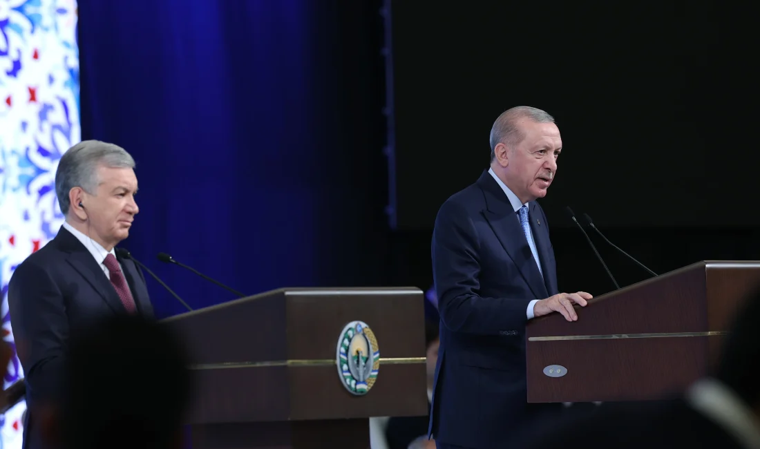 Özbekistan Cumhurbaşkanı Şevket Mirziyoyev, Türkiye'nin küresel alanda etkisini artırdığını vurgulayarak,