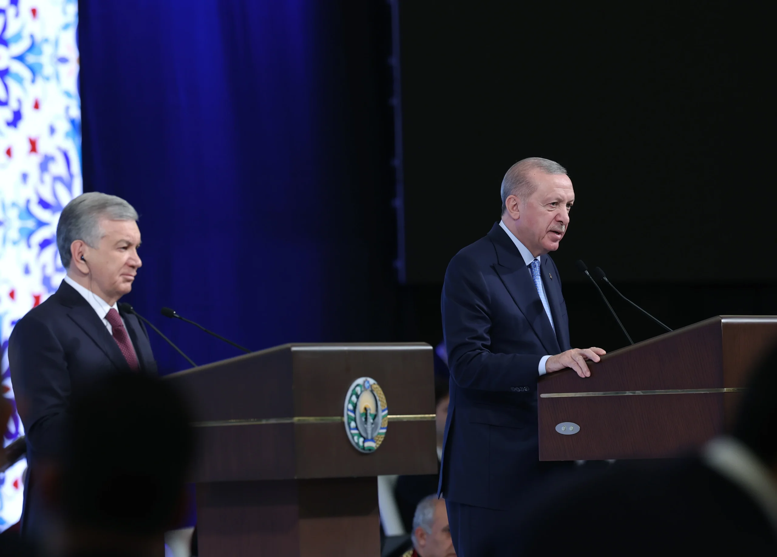 Özbekistan Cumhurbaşkanı Şevket Mirziyoyev, Türkiye'nin küresel alanda etkisini artırdığını vurgulayarak,