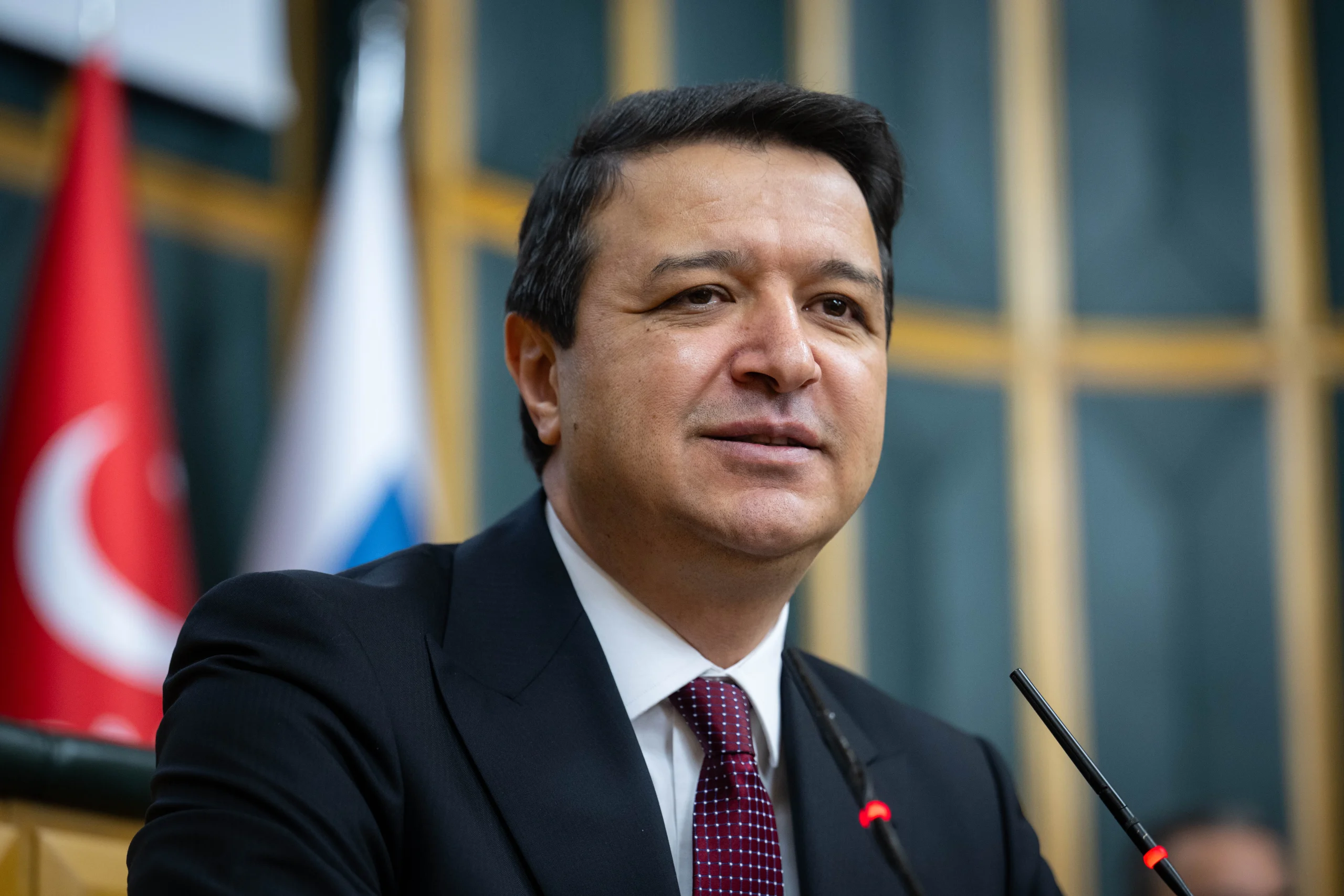 Yeni Yol Partisi’nin Meclis Grup Toplantısı’nda konuşan liderler, iç cephede