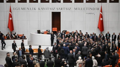 Emekli aylığı, asgari ücret desteği ve kamu düzenlemelerini içeren kanun