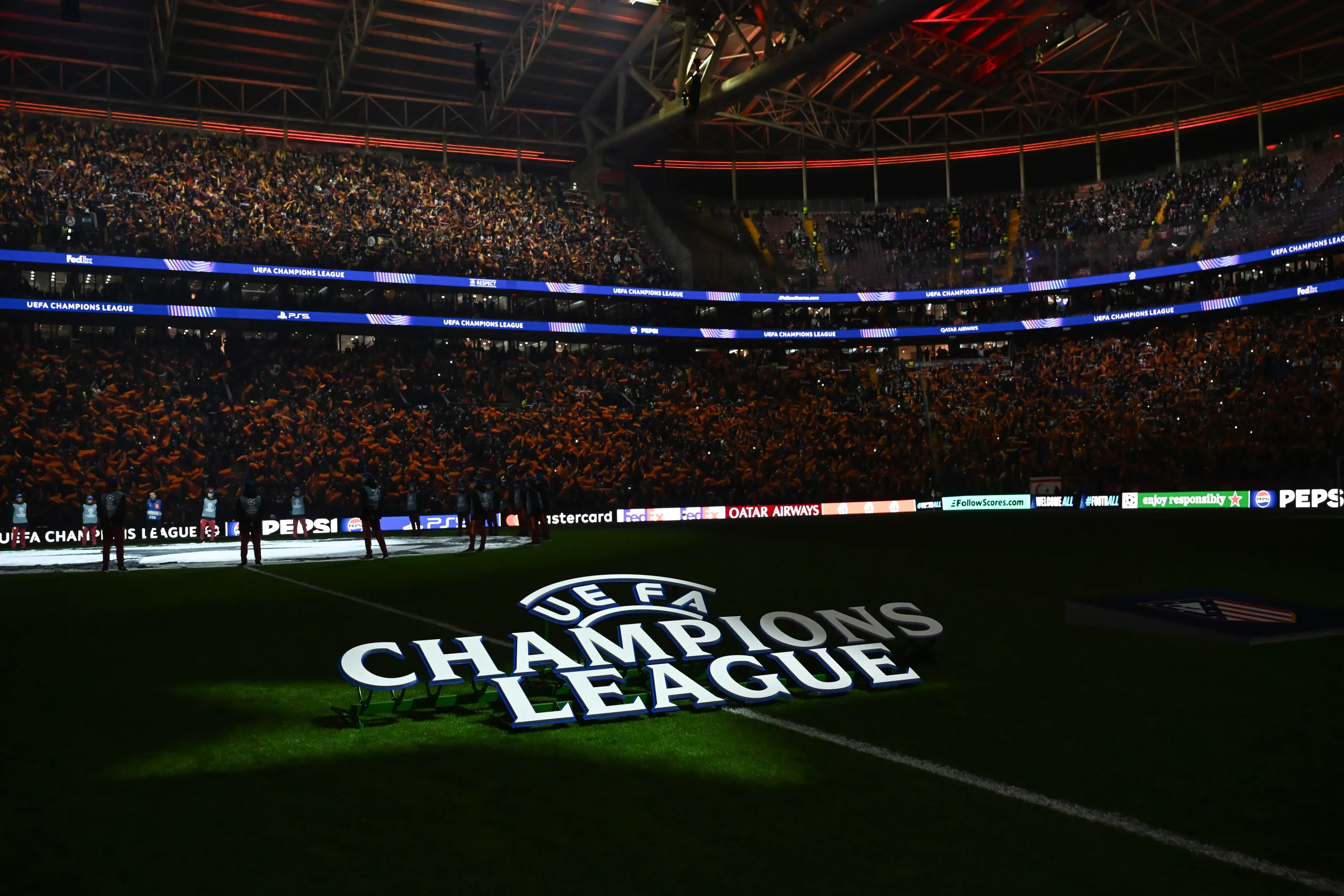 UEFA Şampiyonlar Ligi’nde lig aşaması tamamlandı. Galatasaray 10 puanla 20.