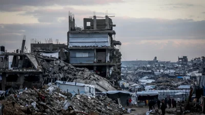 İsrail'in Gazze'ye yönelik saldırılarında ölü sayısı 71 bini aşarken, ateşkese
