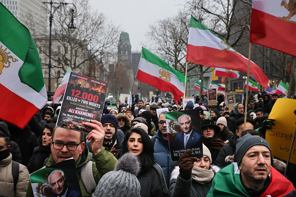 İran’da Pehlevi hanedanı tarihsel hafızada tartışmalı bir yer tutarken, Reza