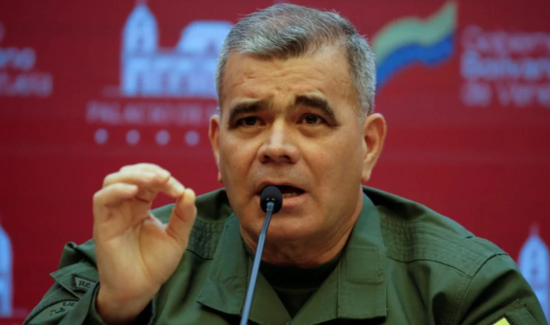 Venezuela’dan Sert Çıkış: ABD’ye Uluslararası Kınama Çağrısı Venezuela Savunma Bakanı Vladimir Padrino Lopez, ABD’yi ülkesine yönelik askeri