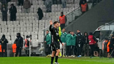 Beşiktaş’ın büyük umutlarla kadrosuna kattığı Kristjan Asllani, siyah-beyazlı formayla çıktığı