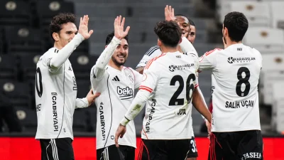 Beşiktaş Başakşehir maçı nefes kesti; siyah-beyazlılar 90+7’de bulduğu golle deplasmanda