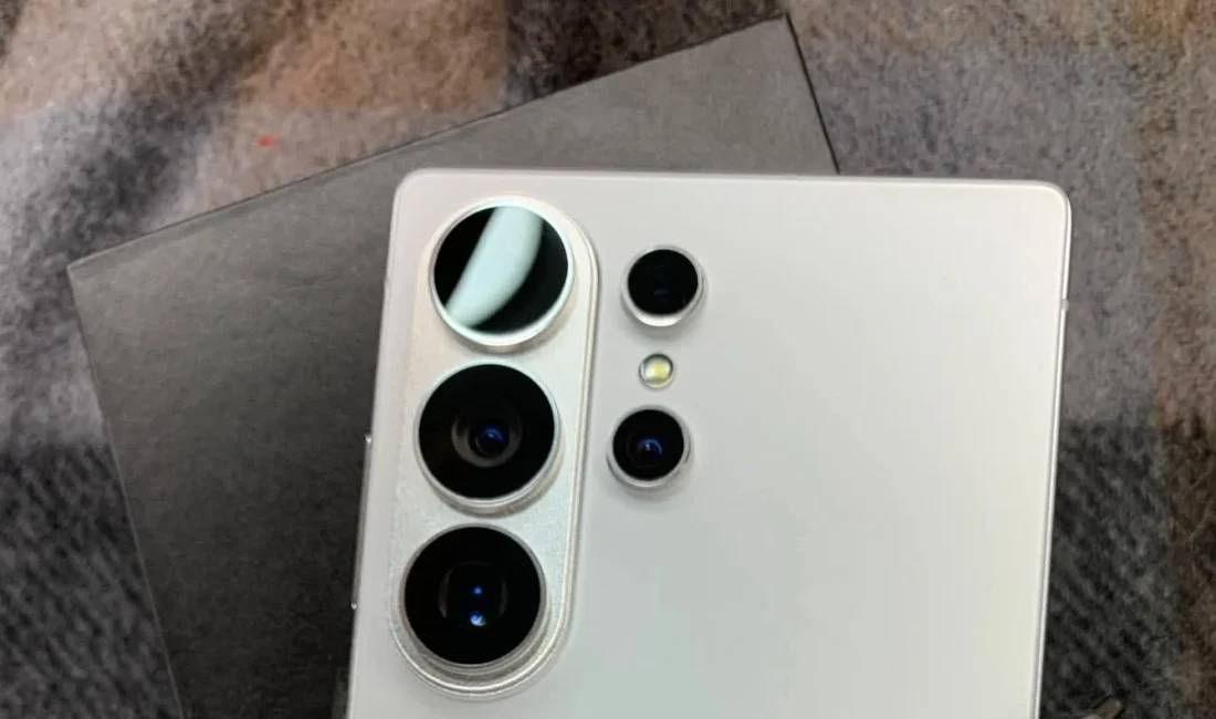 Samsung’un merakla beklenen Galaxy S26 serisi için geri sayım başladı.