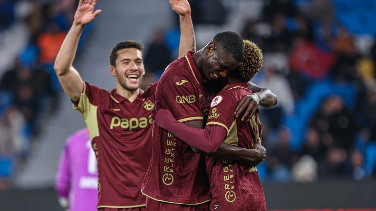 Ziraat Türkiye Kupası’nda Trabzonspor, ilk yarısı golsüz geçen karşılaşmada Fethiyespor’u