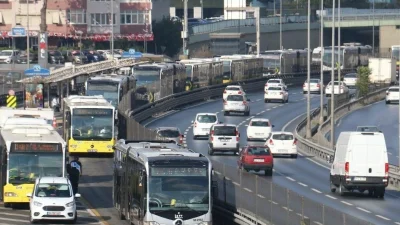 İstanbul Büyükşehir Belediyesi, toplu taşıma, taksi ve okul servis ücretlerine