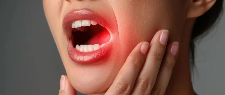 Ağız içinde sık görülen aftların çoğu zararsız olsa da bazı