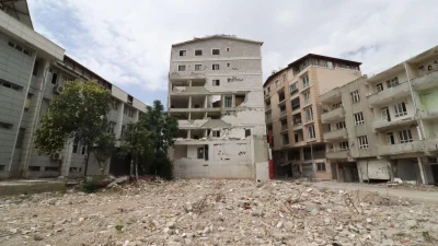 Türkiye’yi derinden sarsan 6 Şubat depremlerinin üçüncü yılında, kayıpların acısı