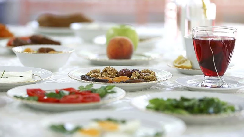 Ramazanda yanlış beslenme ve uyku alışkanlıkları, orucun sağlığa olan faydasını